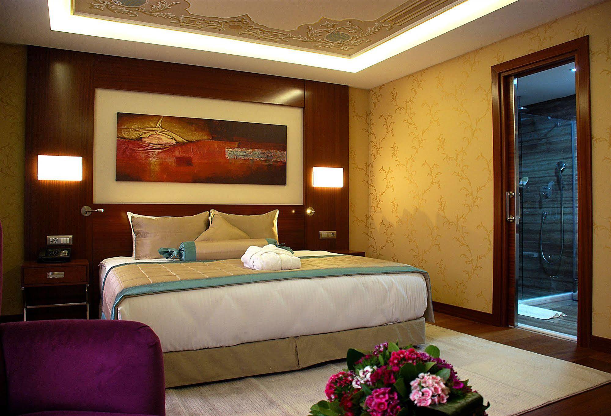 Hurry Inn Merter Istanbul Exterior foto