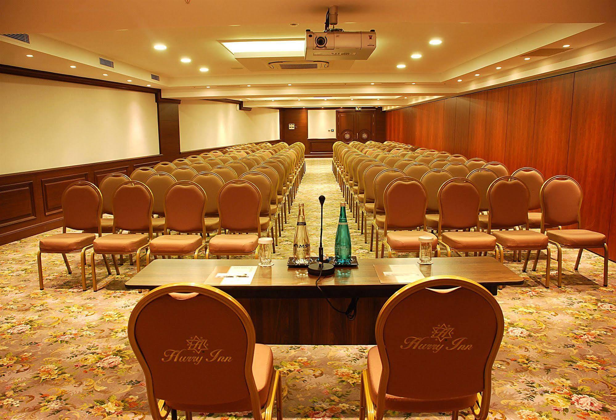 Hurry Inn Merter Istanbul Exterior foto